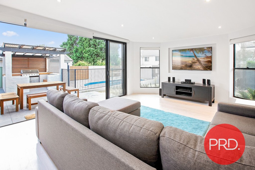 2 Clive Street REVESBY 3