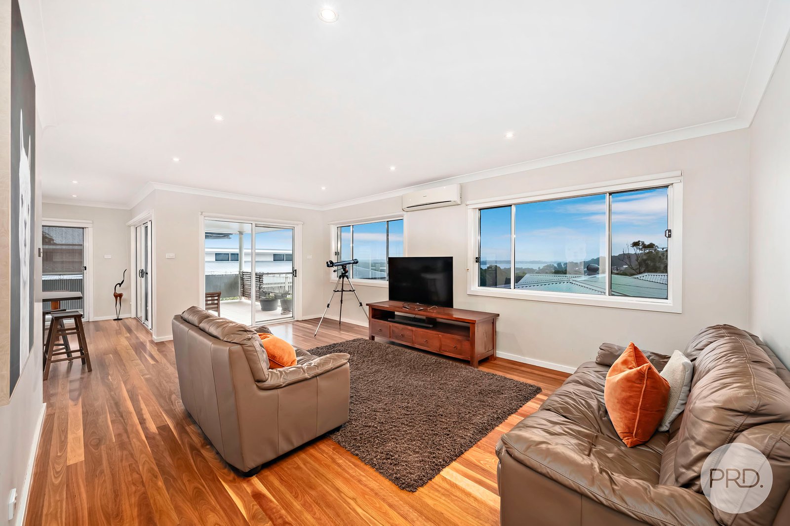 2 Cobia Place CORLETTE 6