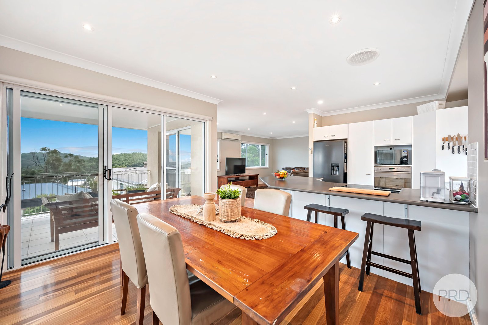 2 Cobia Place CORLETTE 7