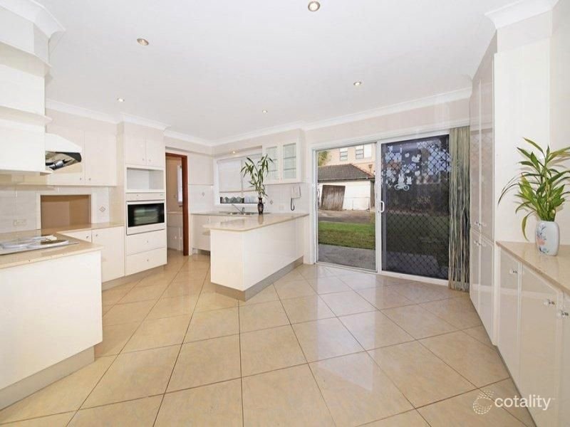 2 Cook Street MORTDALE 2