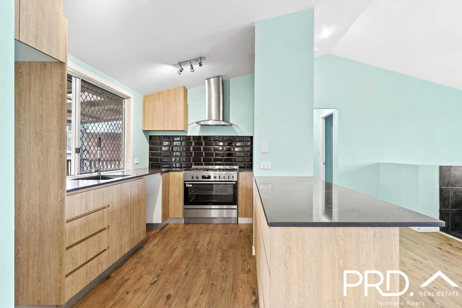 2 Cooper Street WOODBURN 1
