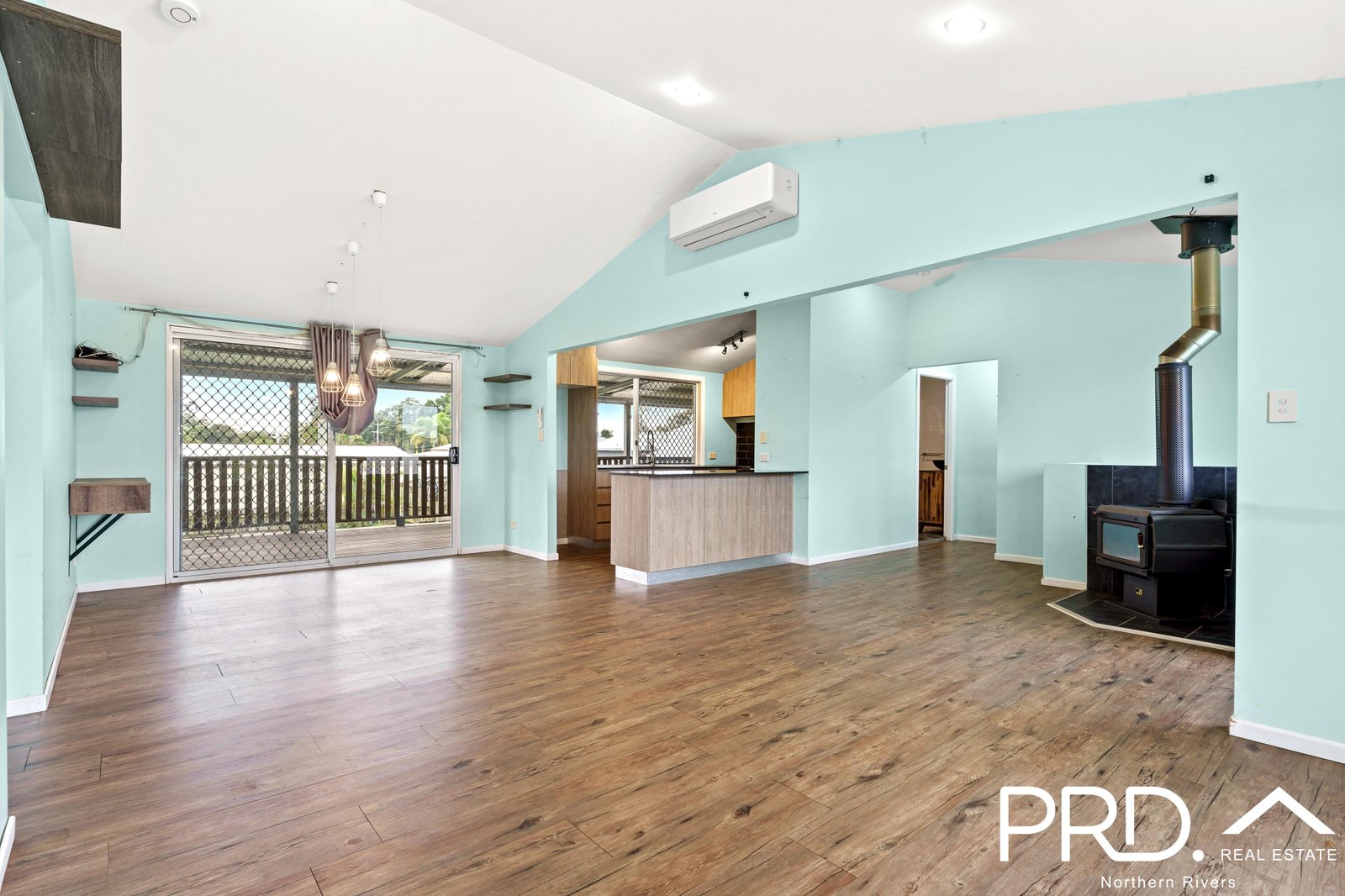 2 Cooper Street WOODBURN 4