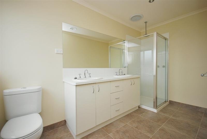 2 Copeworth Court ALFREDTON 6