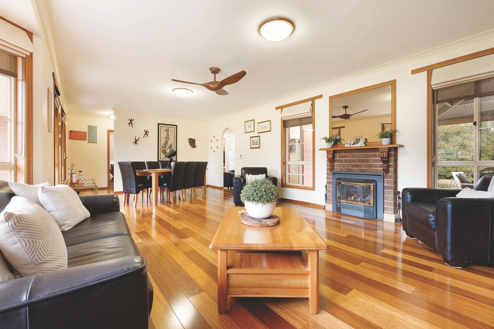 Gallery: 2 Cordover Court