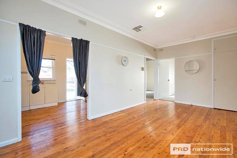 2 Coromandel Street TAMWORTH 3