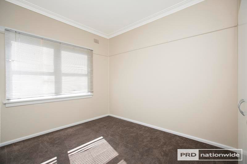 2 Coromandel Street TAMWORTH 6