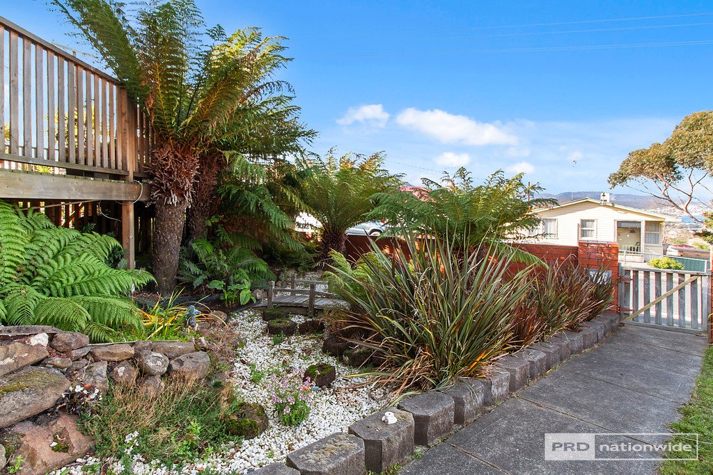 2 Corranga Drive CHIGWELL 4