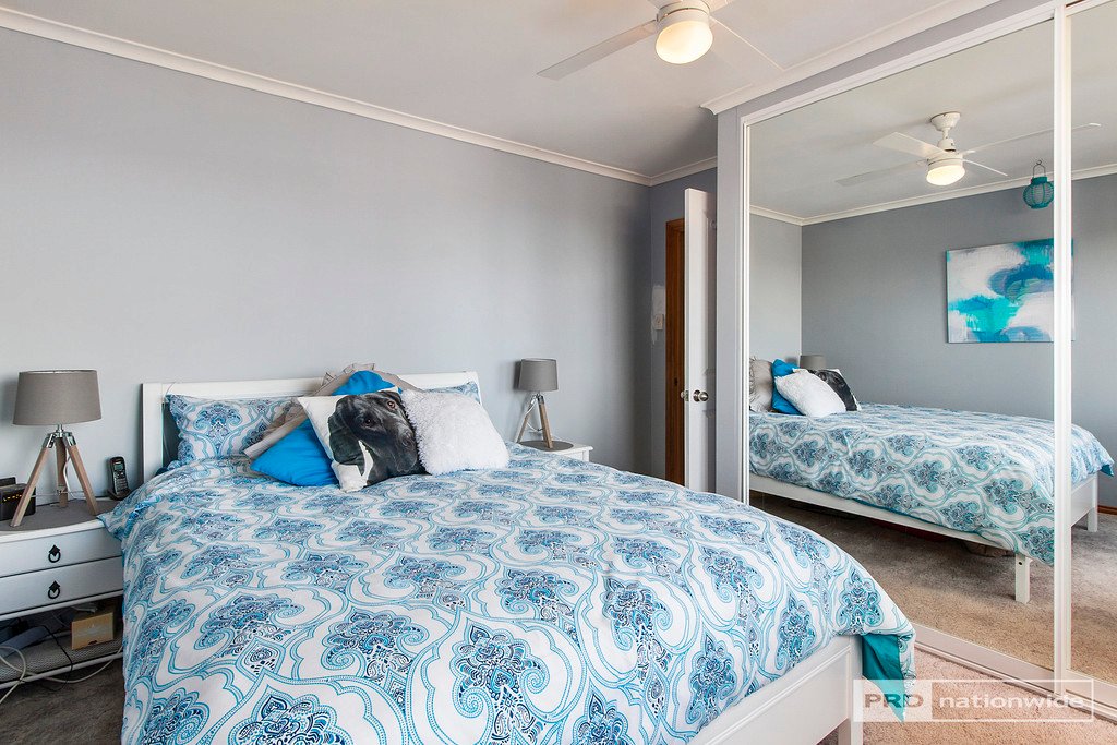 2 Corranga Drive CHIGWELL 12