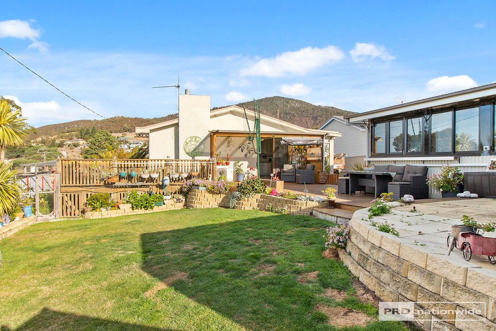 2 Corranga Drive CHIGWELL 22