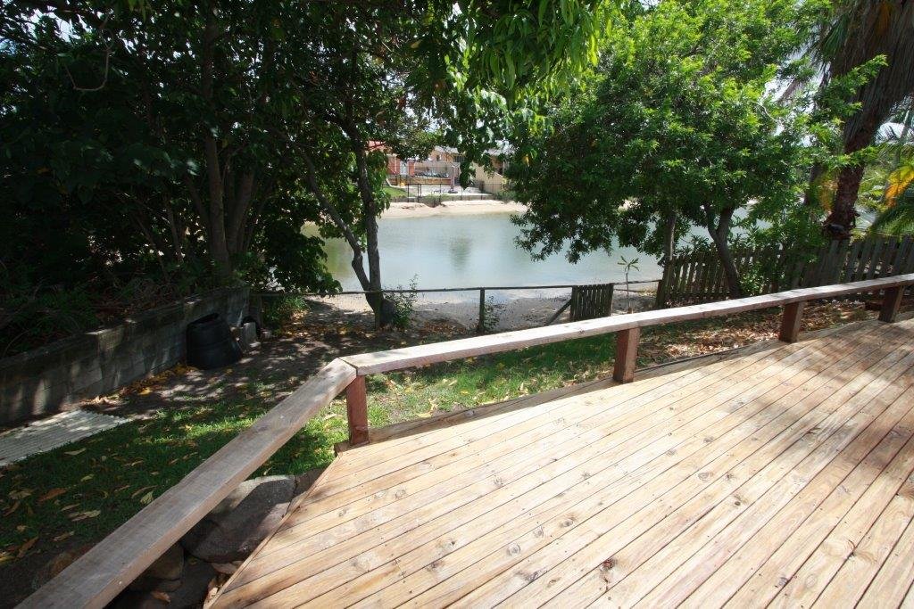 2 Costa Court BROADBEACH WATERS 1