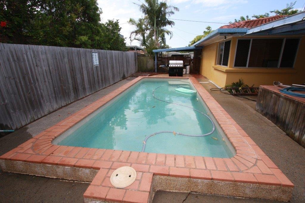 2 Costa Court BROADBEACH WATERS 3