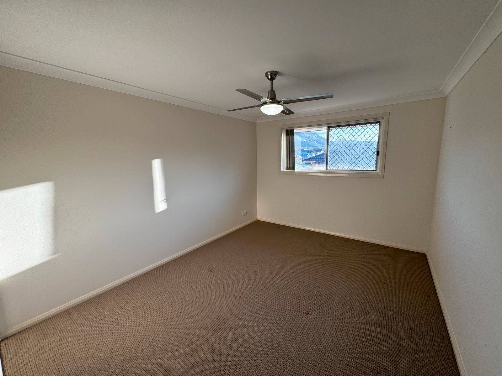 2 Cottonwood Crescent COFFS HARBOUR 3