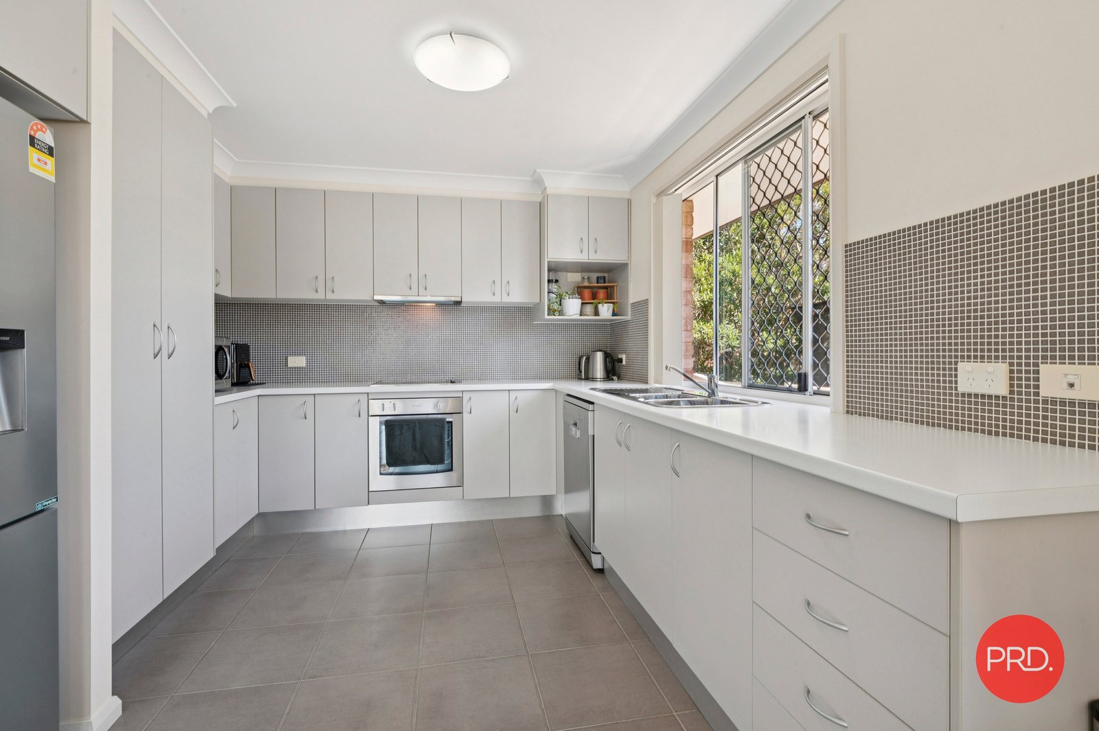 2 Cottonwood Crescent COFFS HARBOUR 2