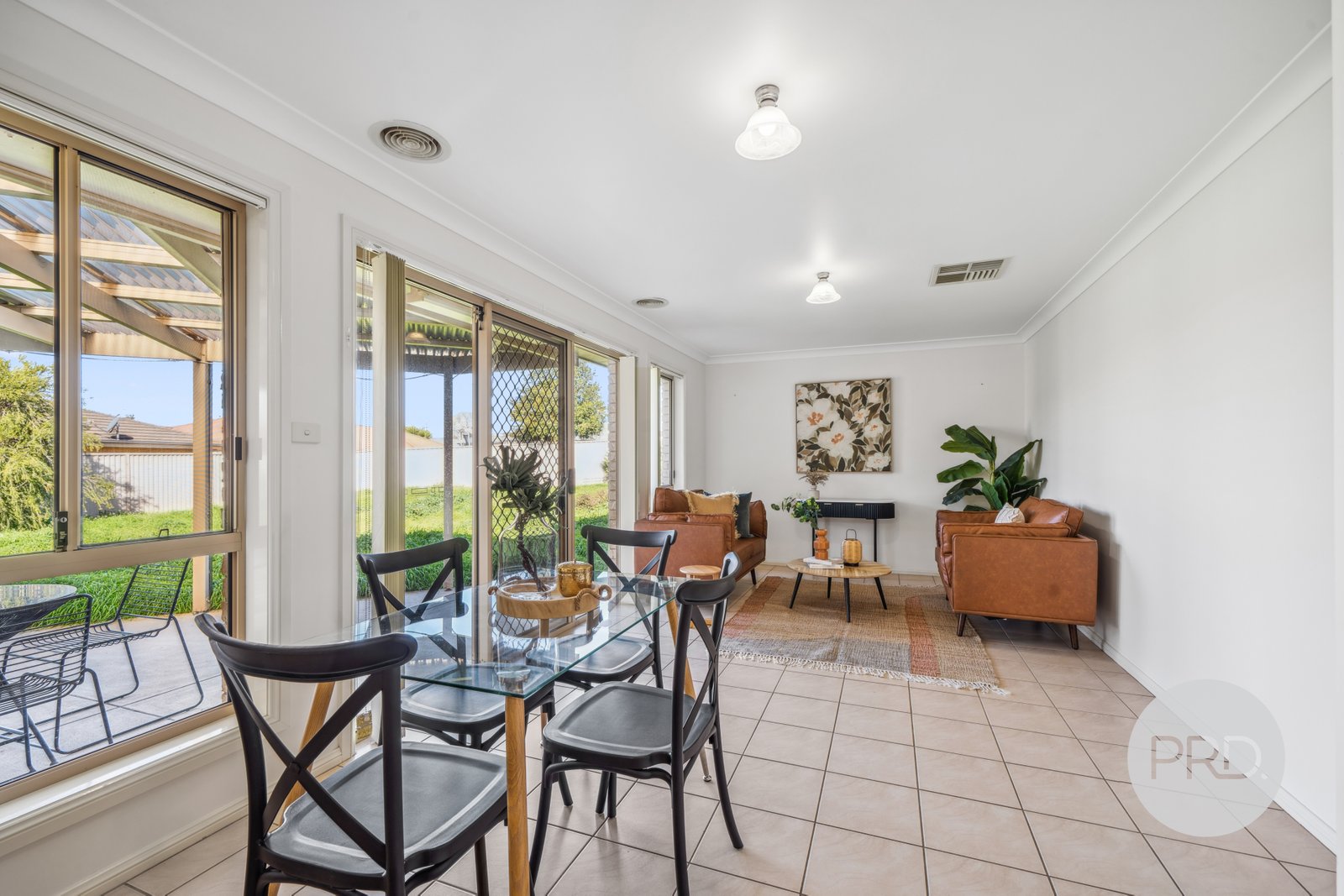 2 Cowan Place LLOYD 7