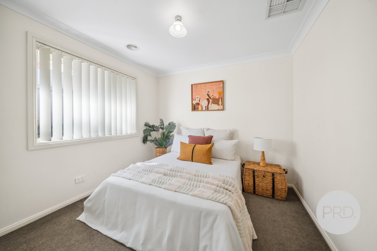 2 Cowan Place LLOYD 12
