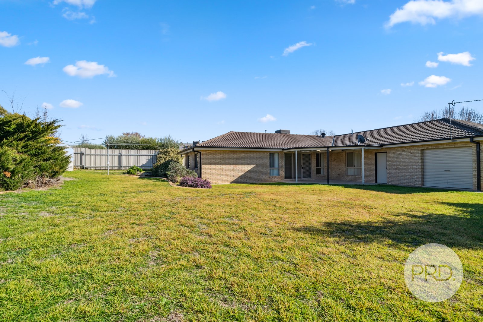 2 Cowan Place LLOYD 15