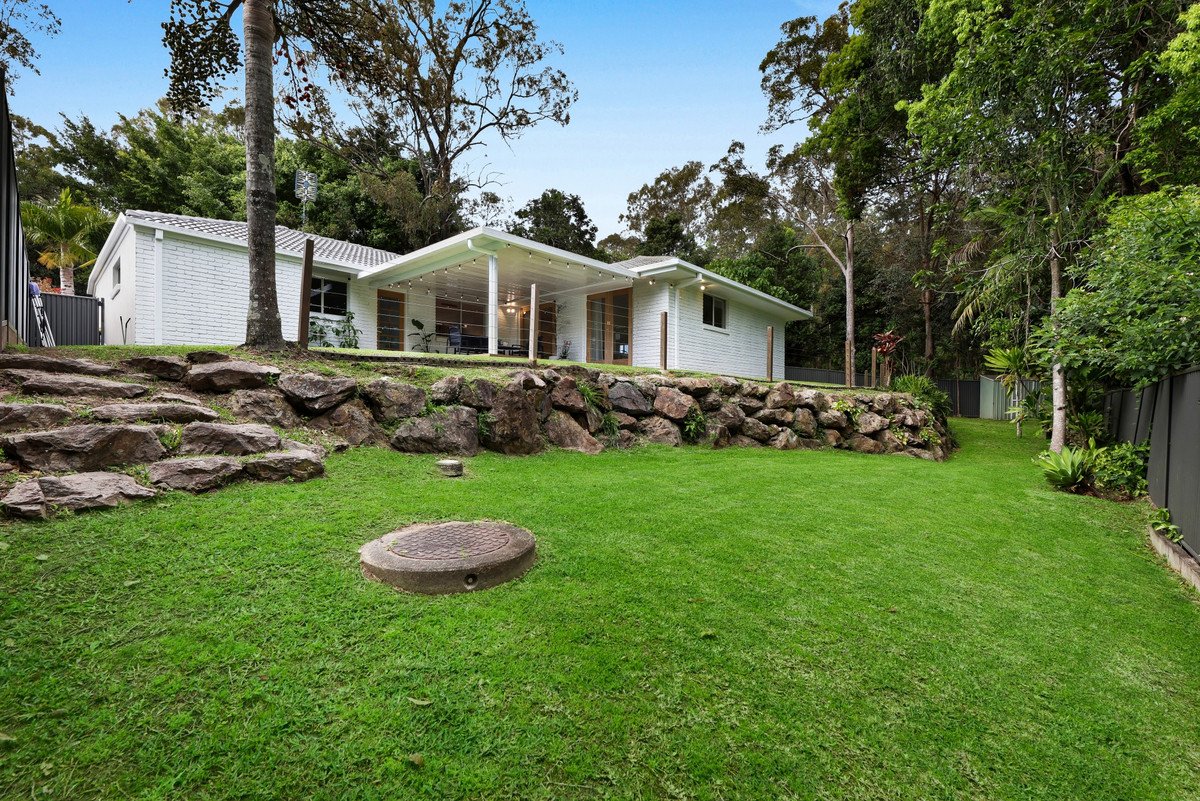 2 Cowell Drive Burleigh Heads 20