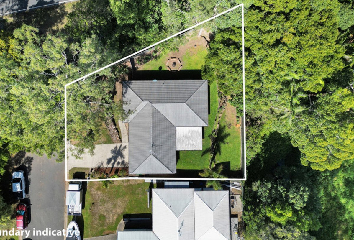 2 Cowell Drive Burleigh Heads 3