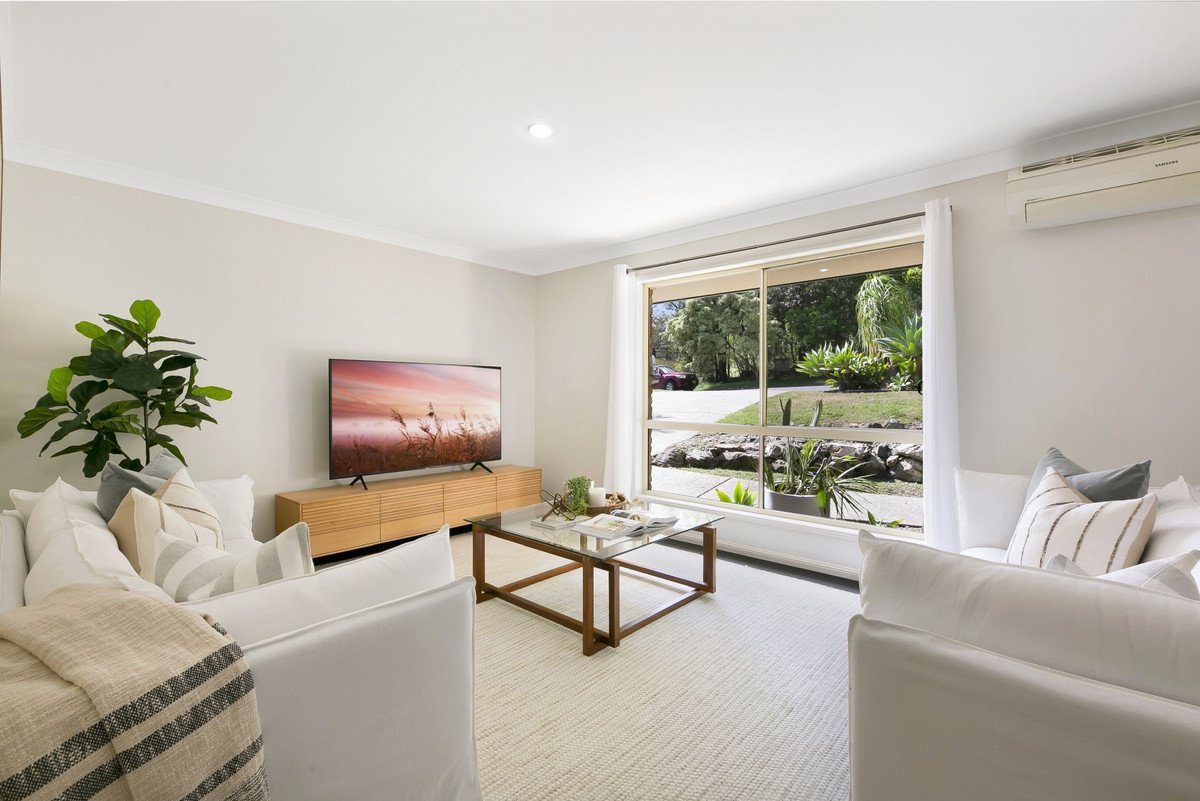 2 Cowell Drive Burleigh Heads 5
