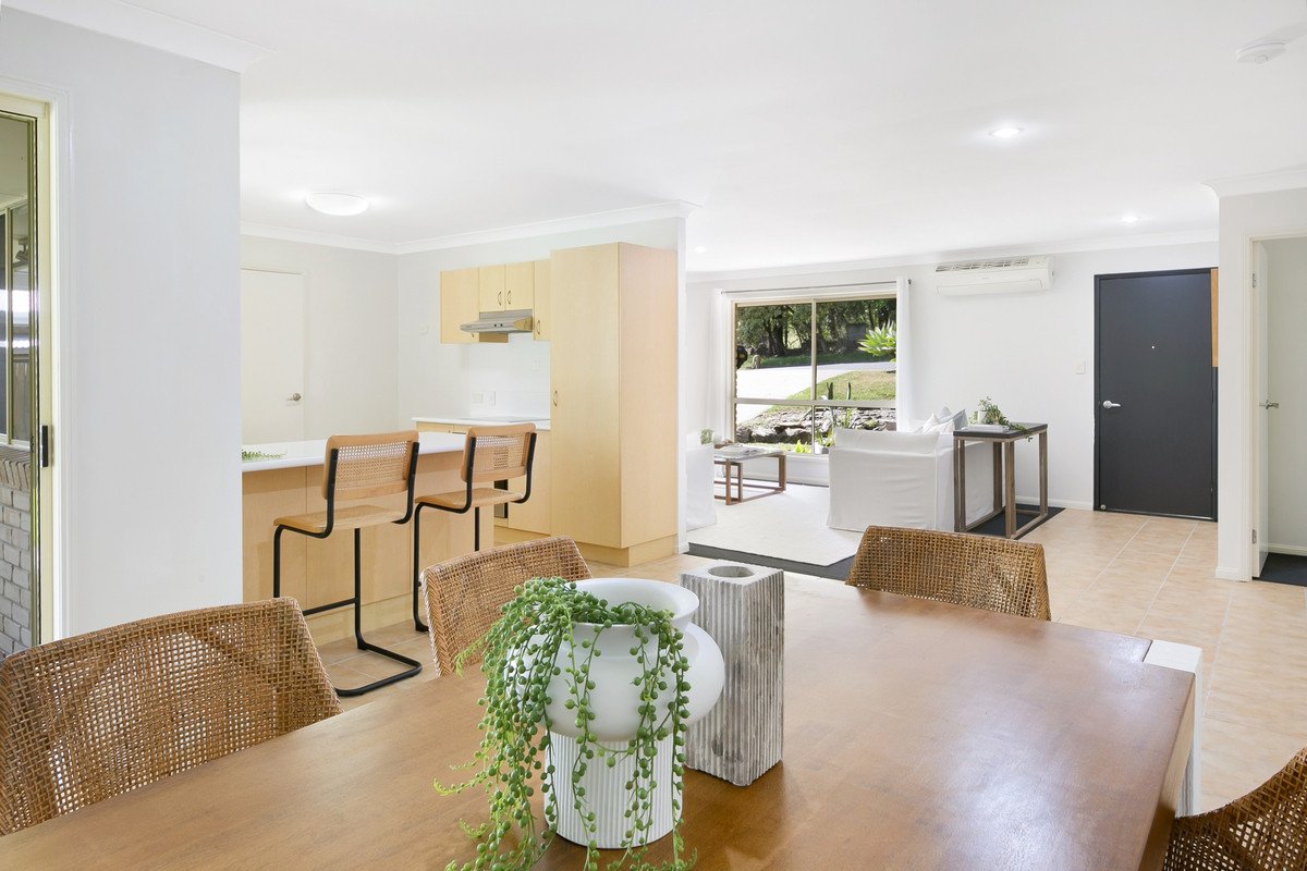 2 Cowell Drive Burleigh Heads 7