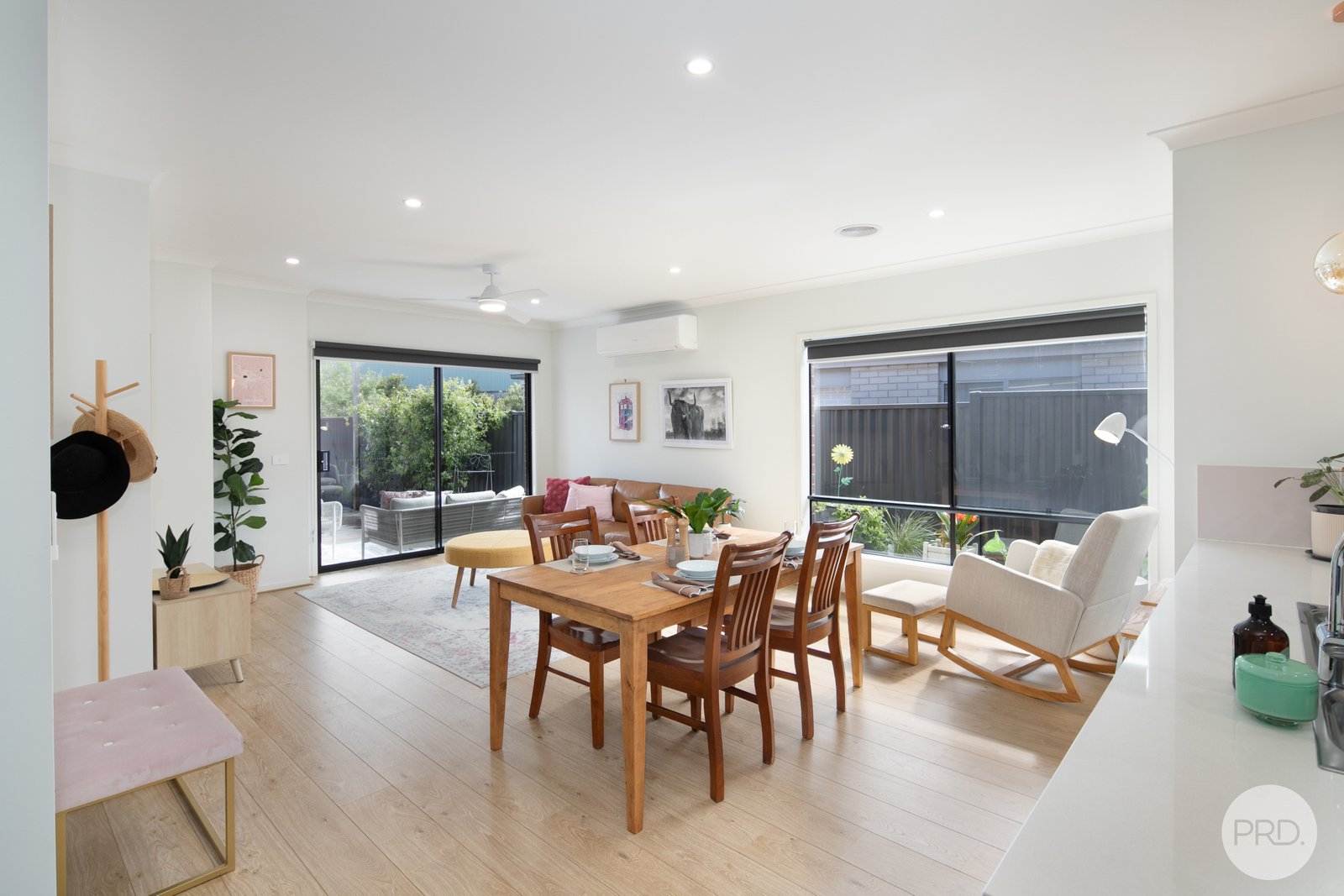 2 Cowley Court CANADIAN 7