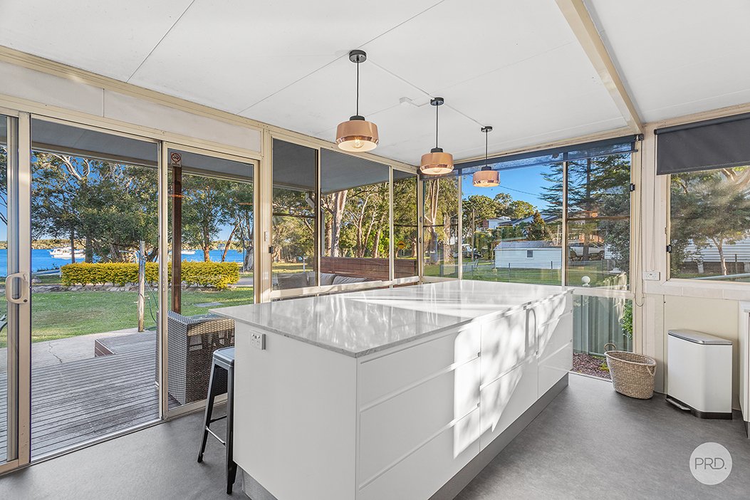 2 Crawley Avenue LEMON TREE PASSAGE 7