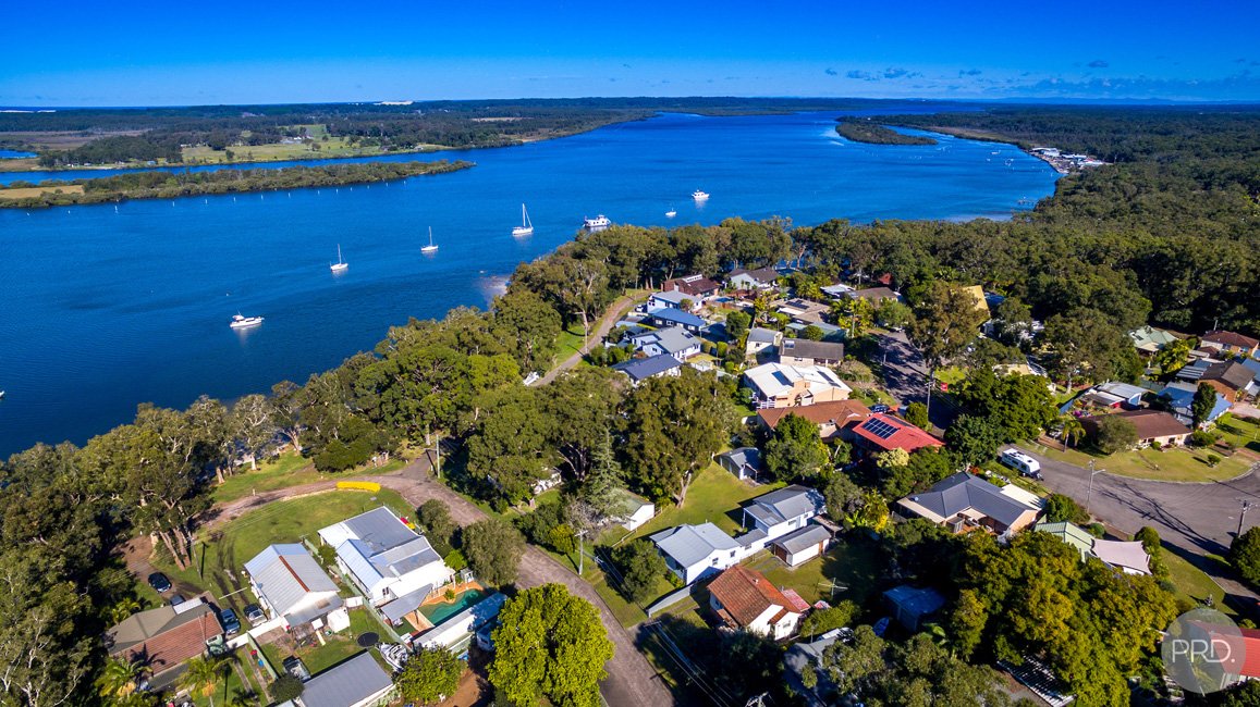 2 Crawley Avenue LEMON TREE PASSAGE 15