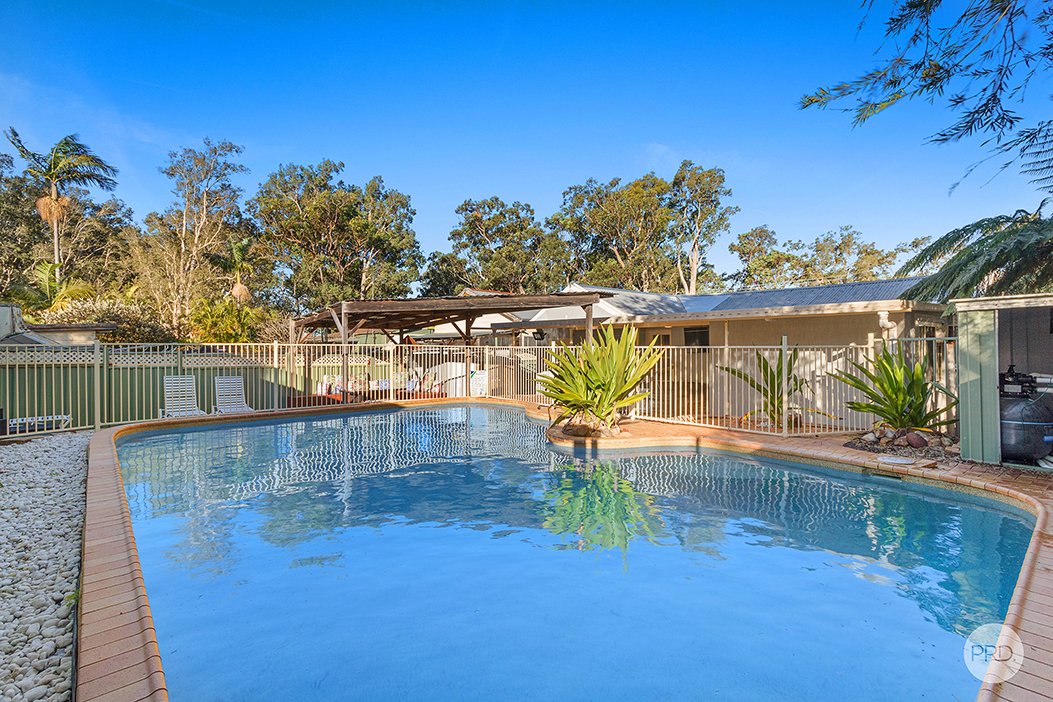 2 Crawley Avenue LEMON TREE PASSAGE 25