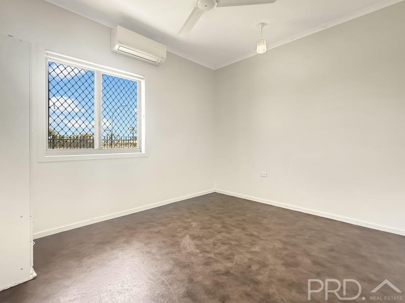 2 Criddle Way NICKOL 10