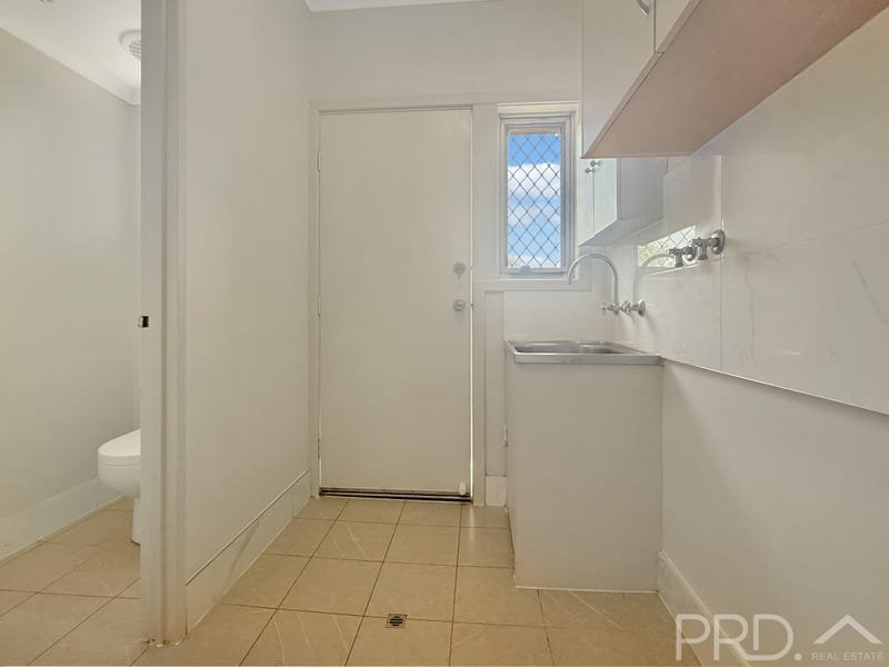 2 Criddle Way NICKOL 11