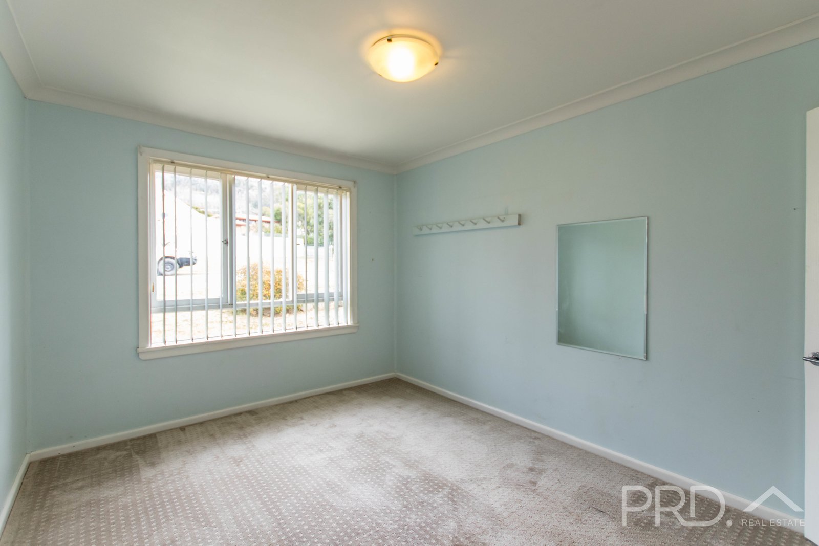 2 Crofton Avenue BATLOW 7