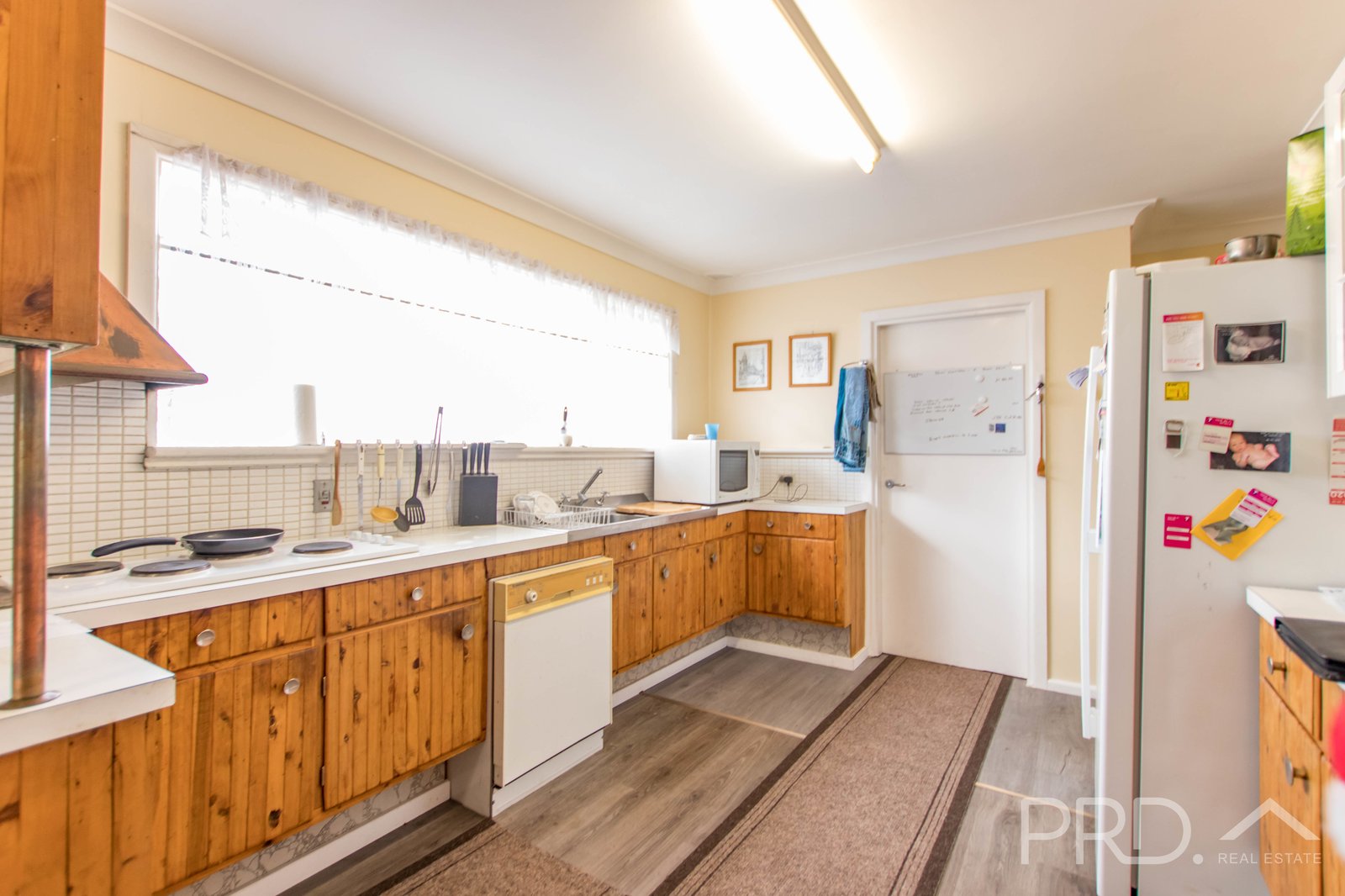 2 Crofton Avenue BATLOW 4