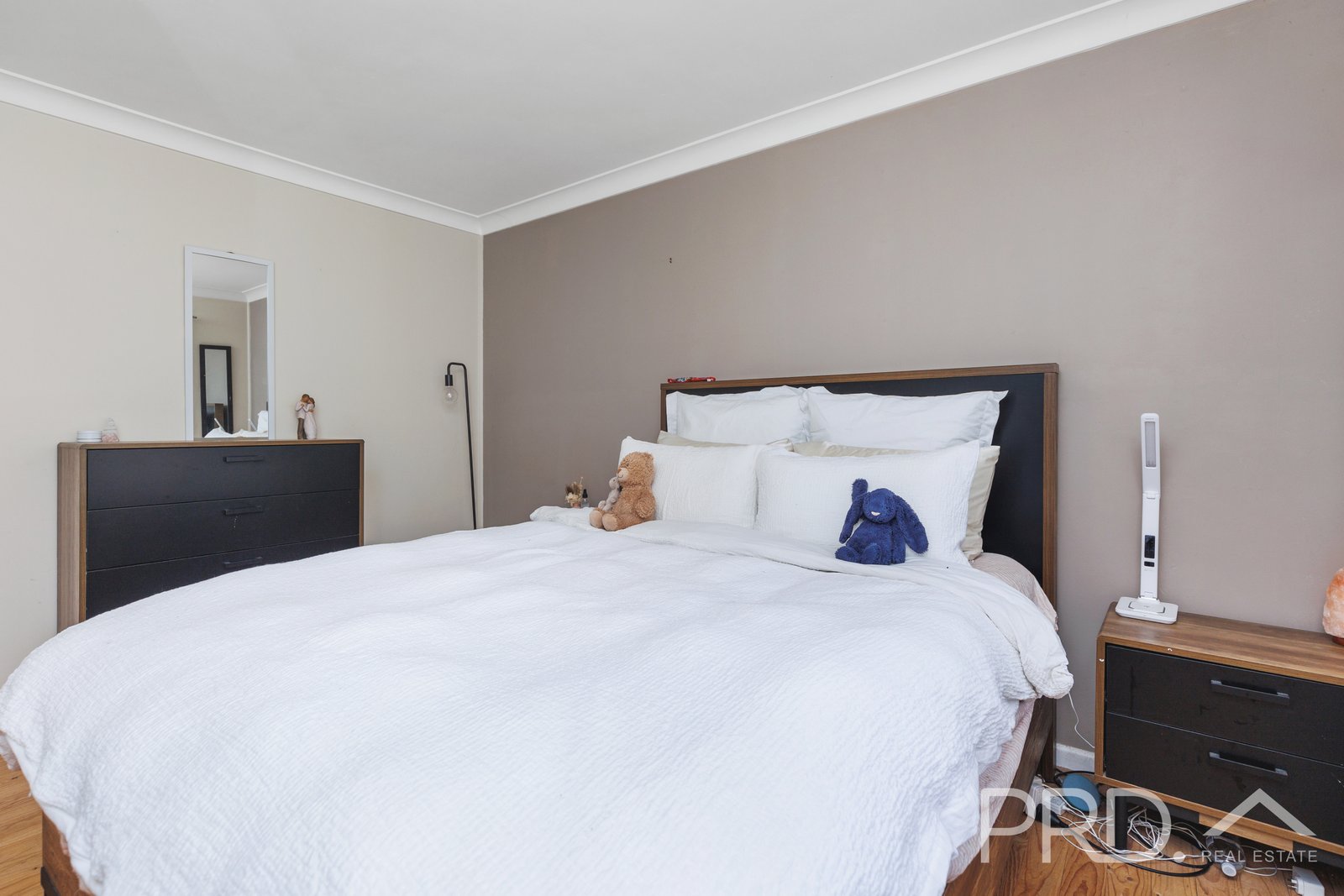 2 Crofton Avenue BATLOW 8