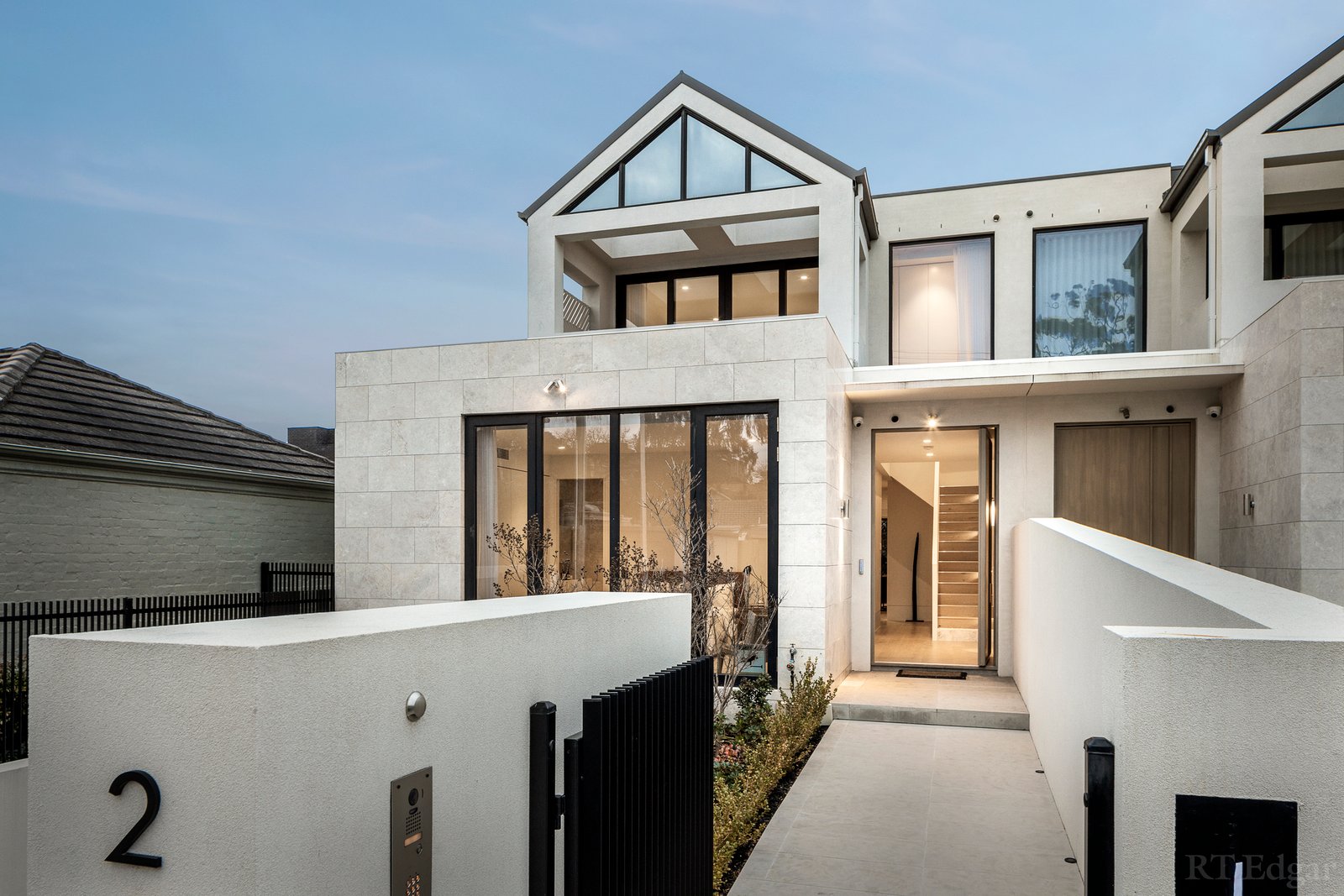 Real Estate and Property in 2 Cummins Grove, Malvern, VIC