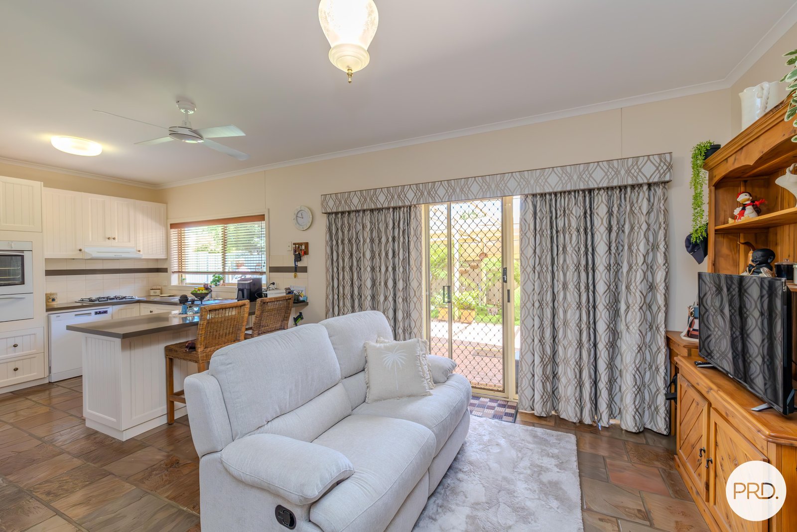 2 Cupper Grove MERBEIN 10