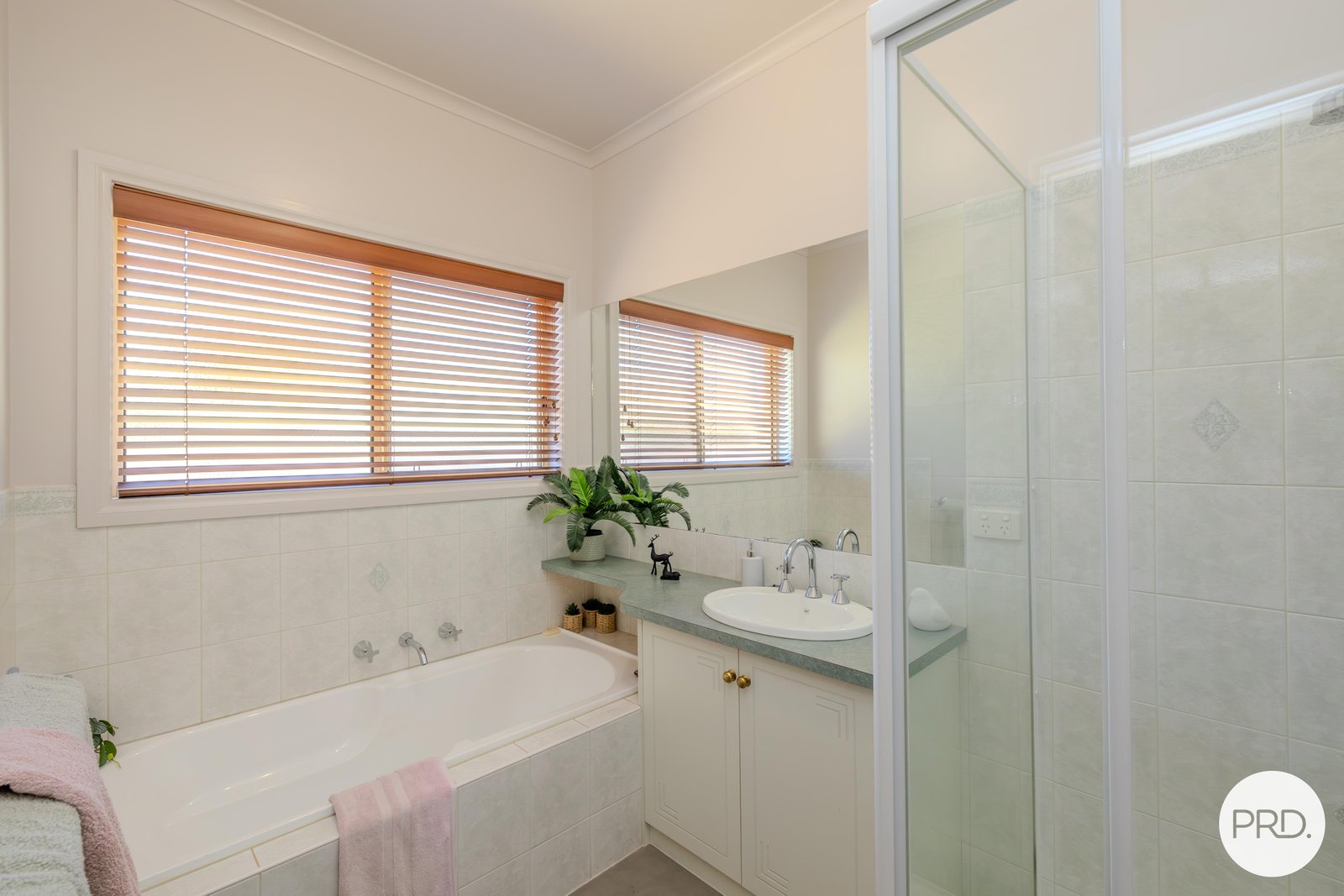 2 Cupper Grove MERBEIN 14