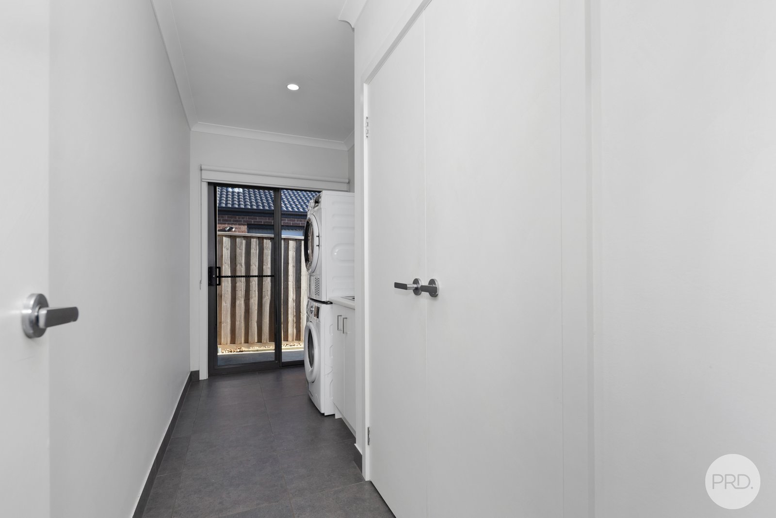 2 Daimler Drive SMYTHES CREEK 14