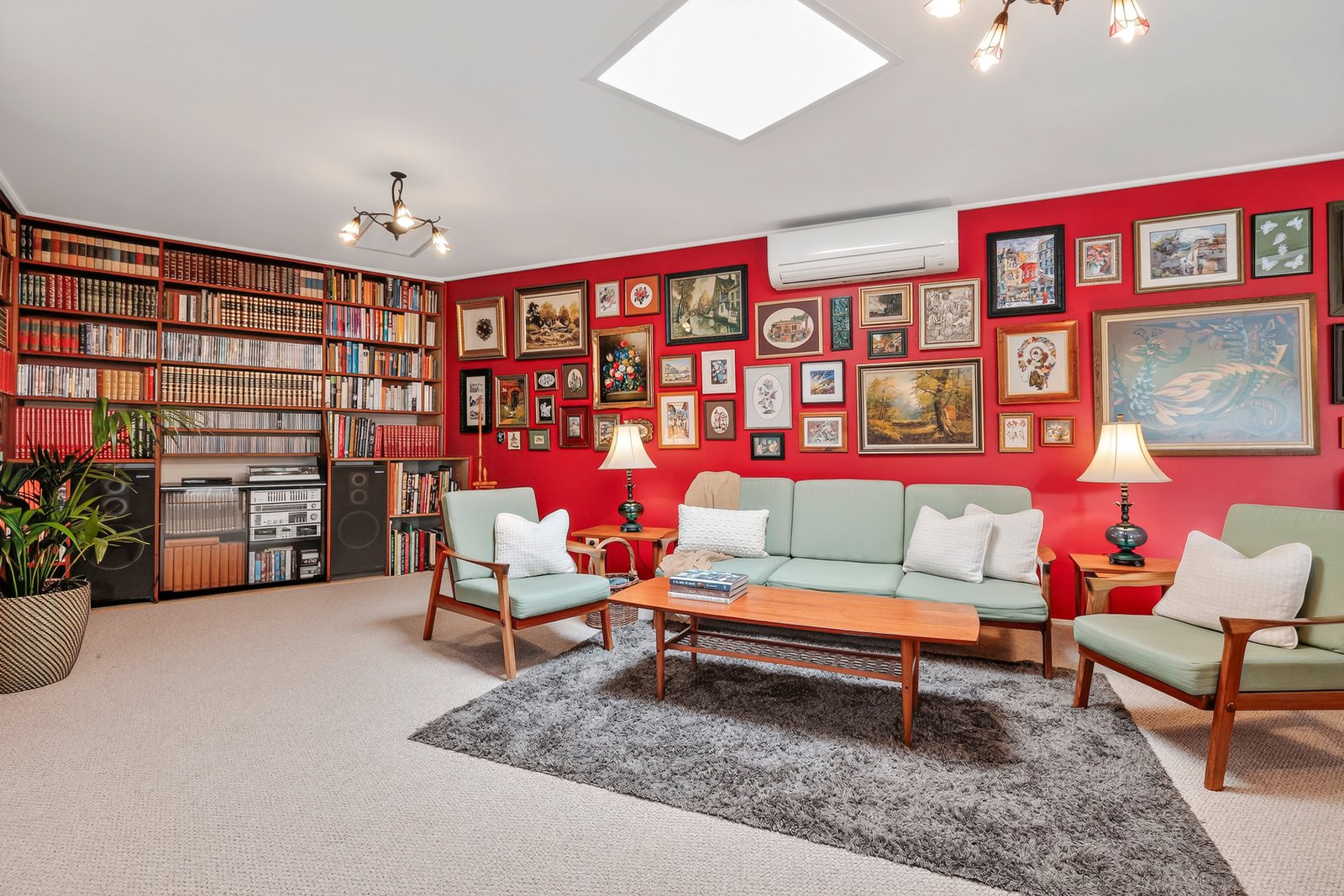 Gallery: 2 Dalpura Court