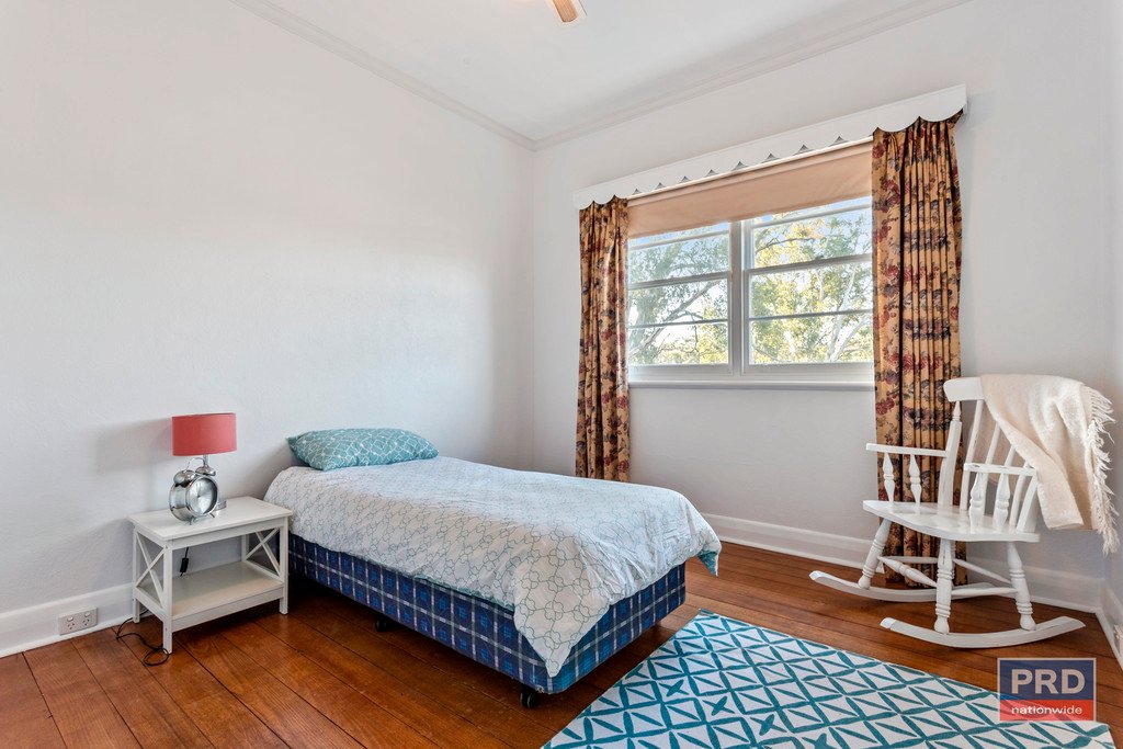 2 Daniel Street LONG GULLY 13