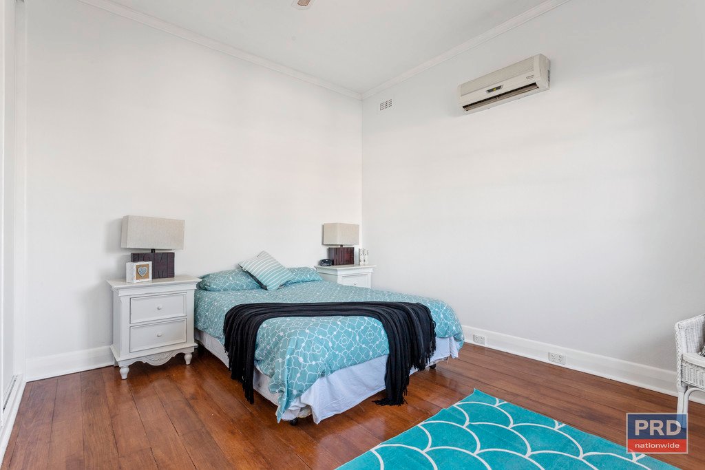 2 Daniel Street LONG GULLY 11