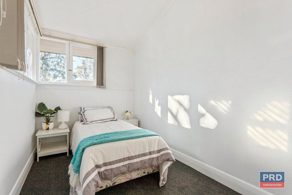 2 Daniel Street LONG GULLY 13