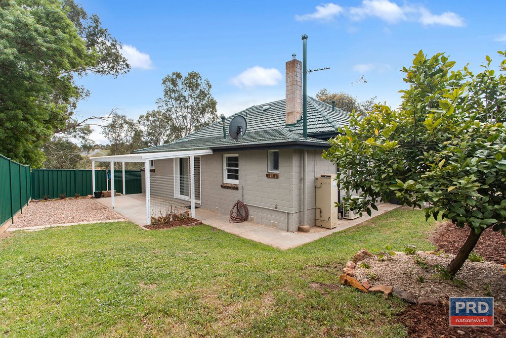 2 Daniel Street LONG GULLY 16