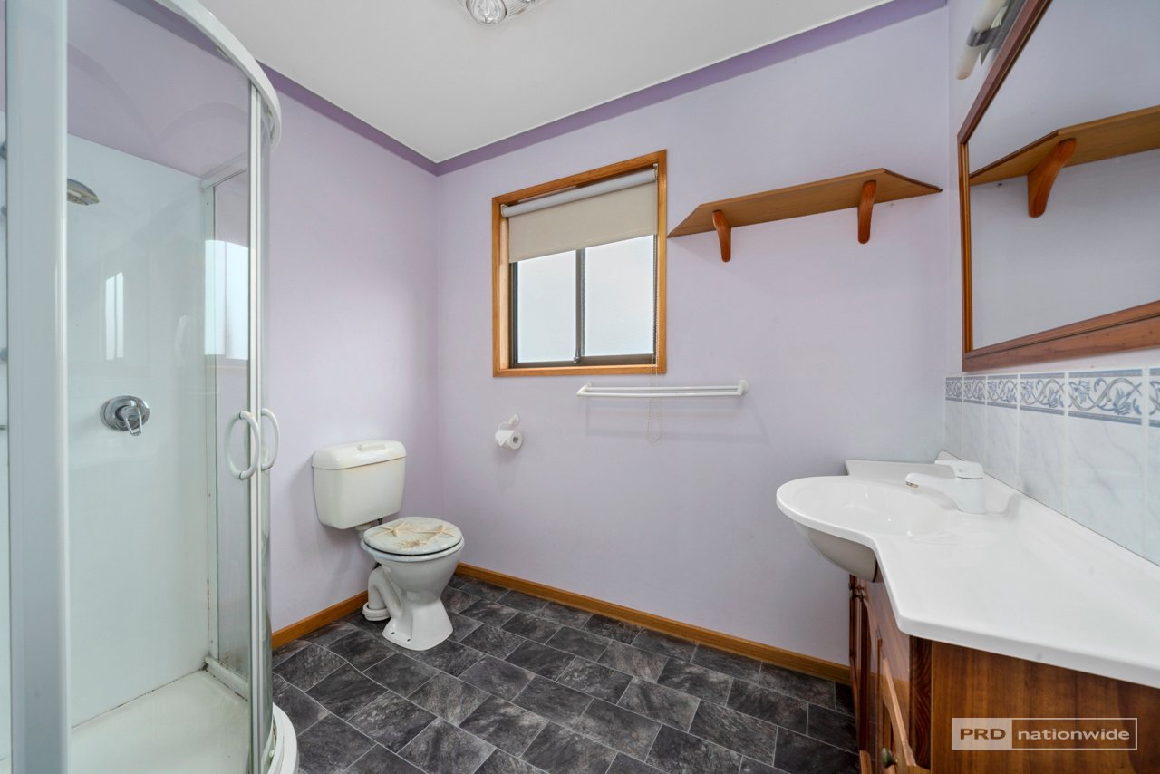 2 Danina Street CHIGWELL 15