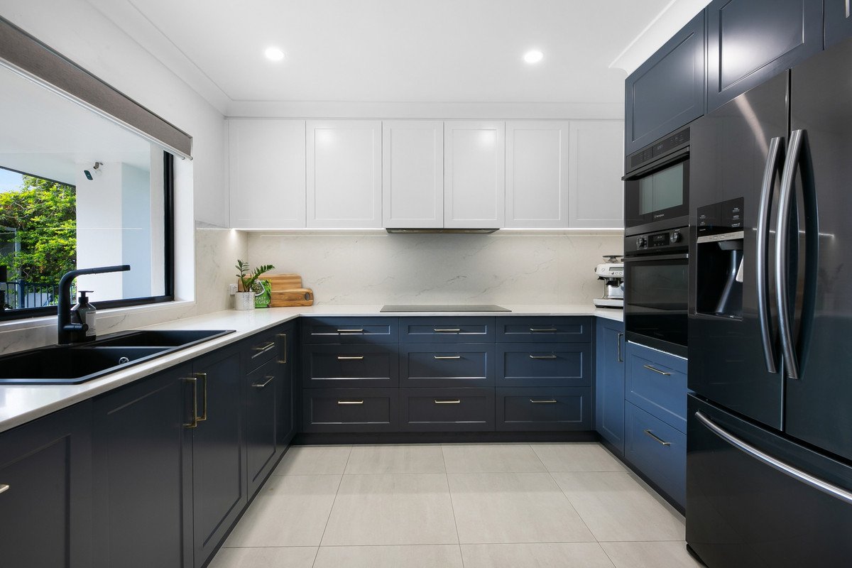 2 Dapples Court Burleigh Heads 3