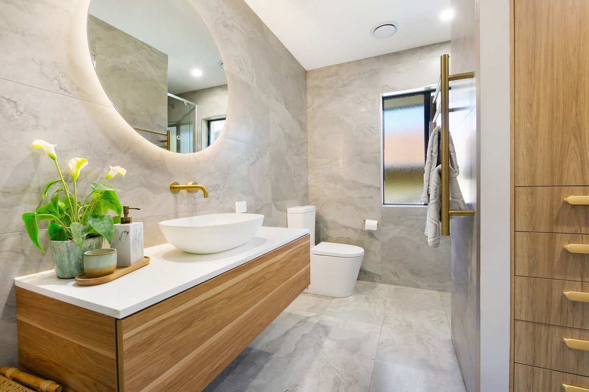 2 Dapples Court Burleigh Heads 17