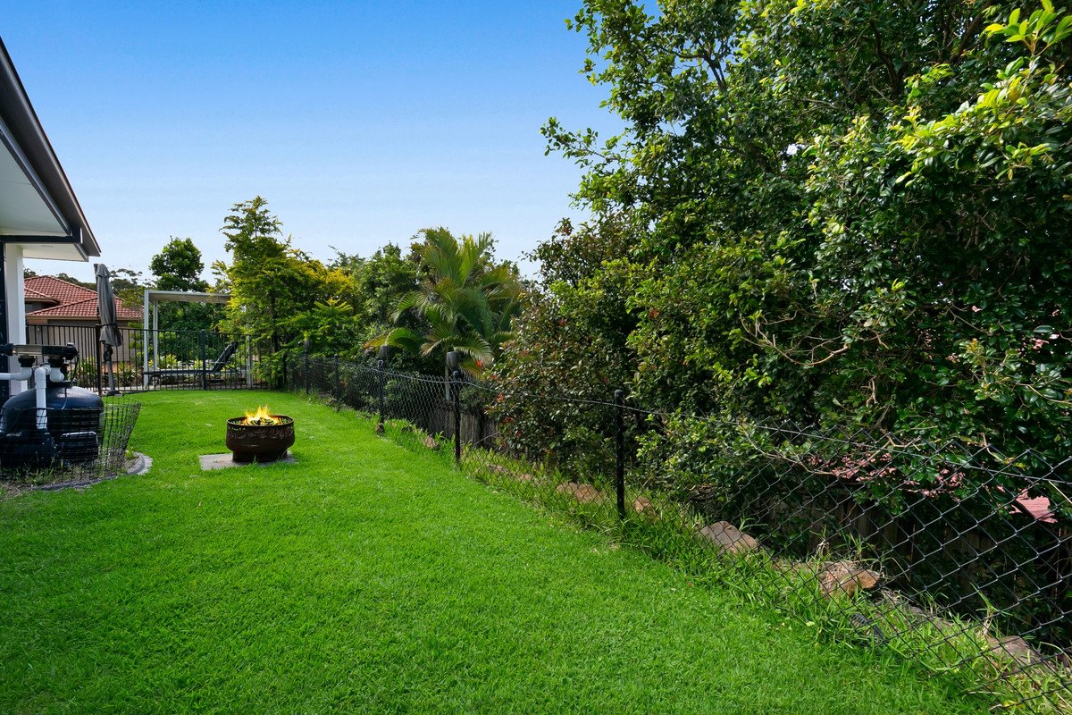 2 Dapples Court Burleigh Heads 26