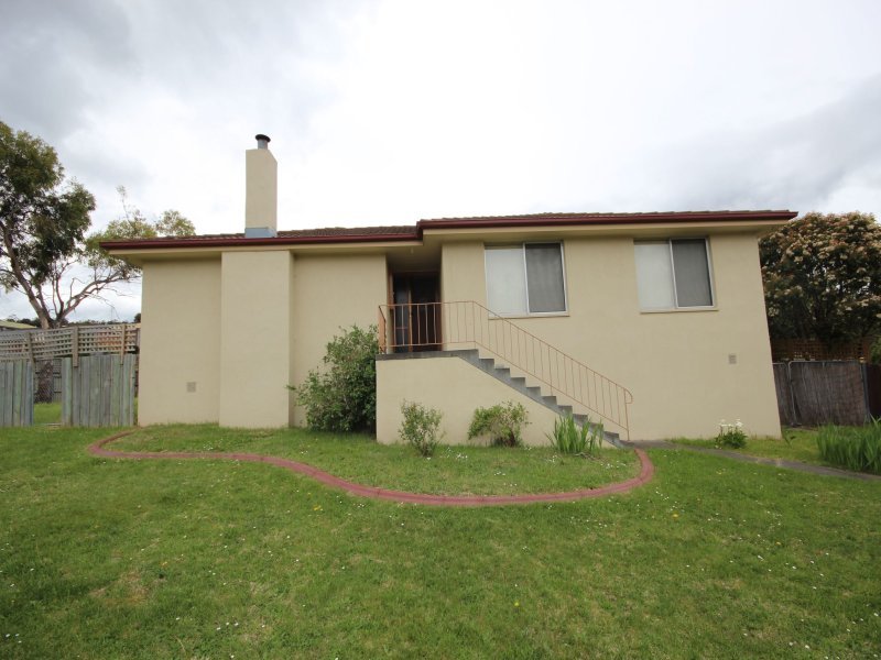2 Deak Street GAGEBROOK 1