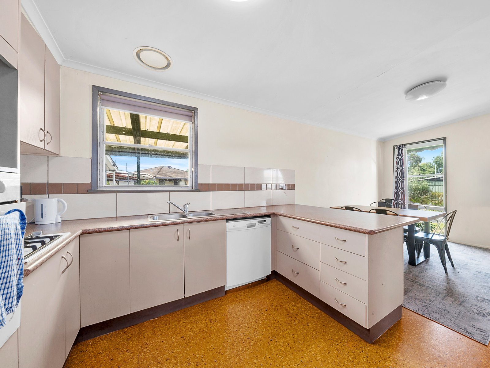2 Devon Court SHEPPARTON 4