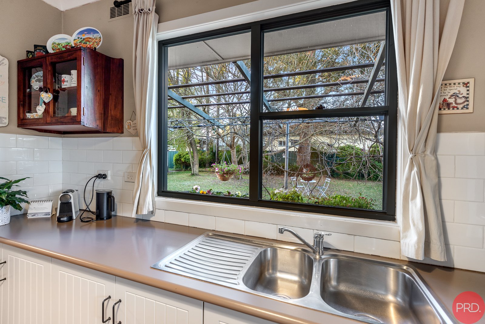 2 Devon Street GRETA 23