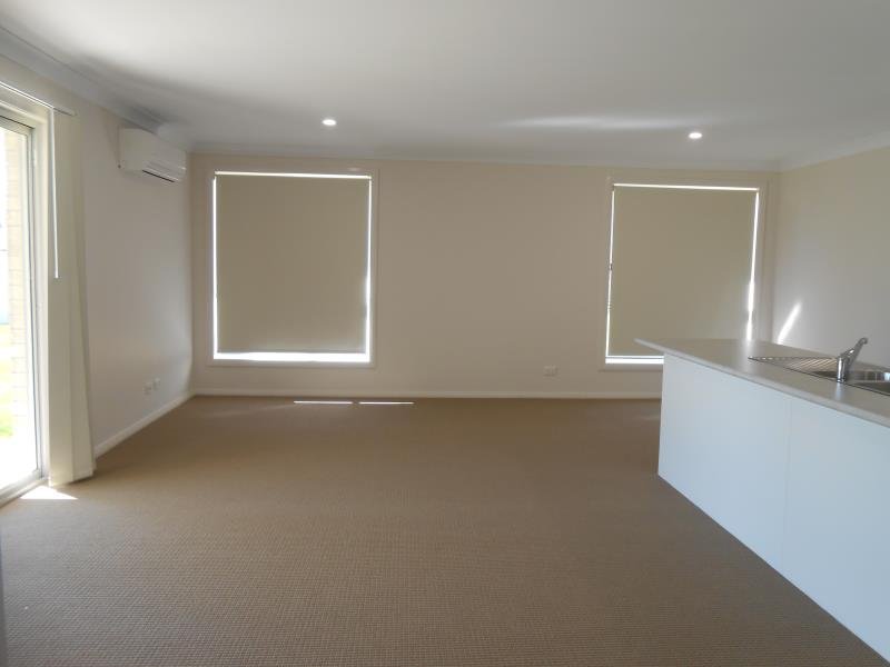 2 Dewhurst Street TAMWORTH 3